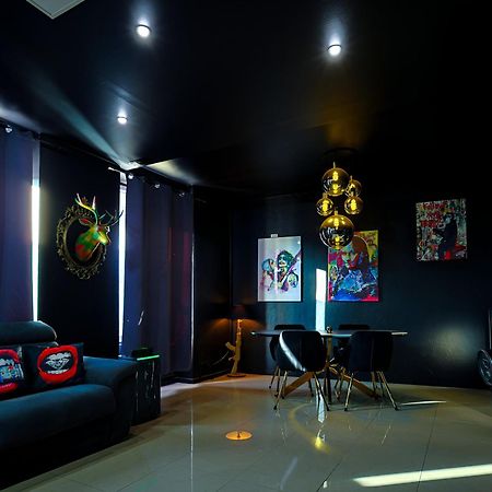 Appartement Pop Art - Asterix,Cdg,Chantilly,Disney La Chapelle-en-Serval Exterior foto