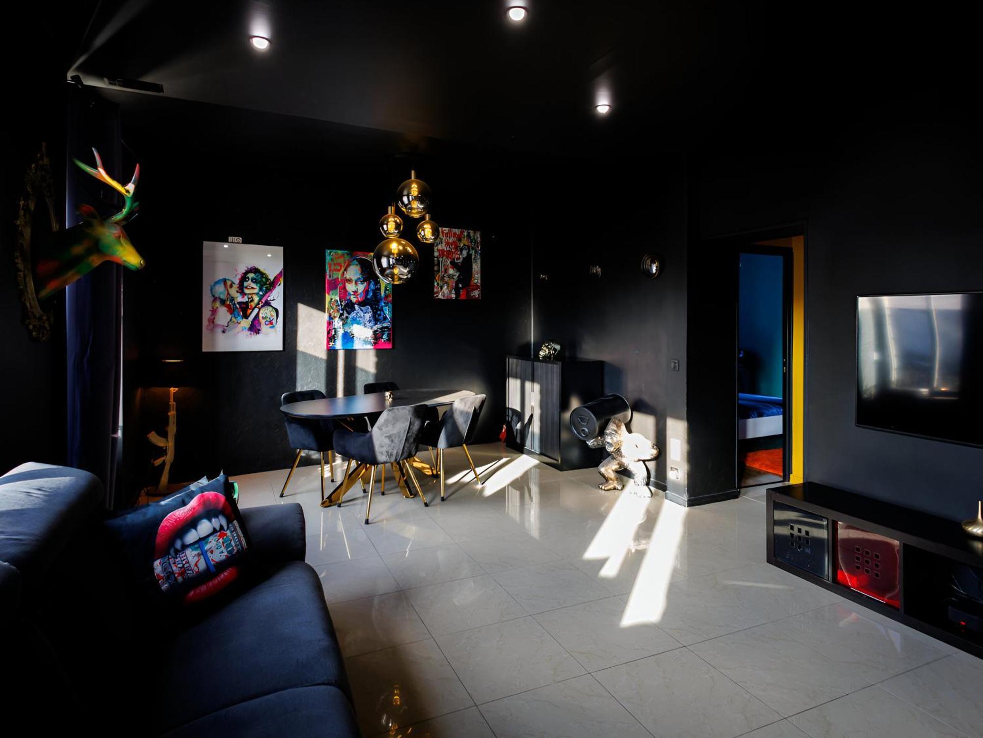 Appartement Pop Art - Asterix,Cdg,Chantilly,Disney La Chapelle-en-Serval Exterior foto